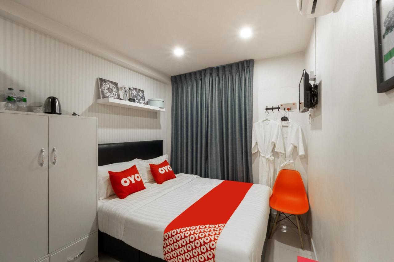 Oyo 960 The Urban Age Deluxe Hotel Bangkok Ngoại thất bức ảnh